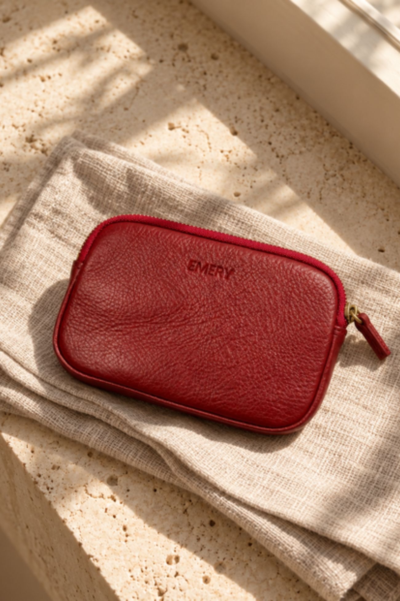 Nina Pouch