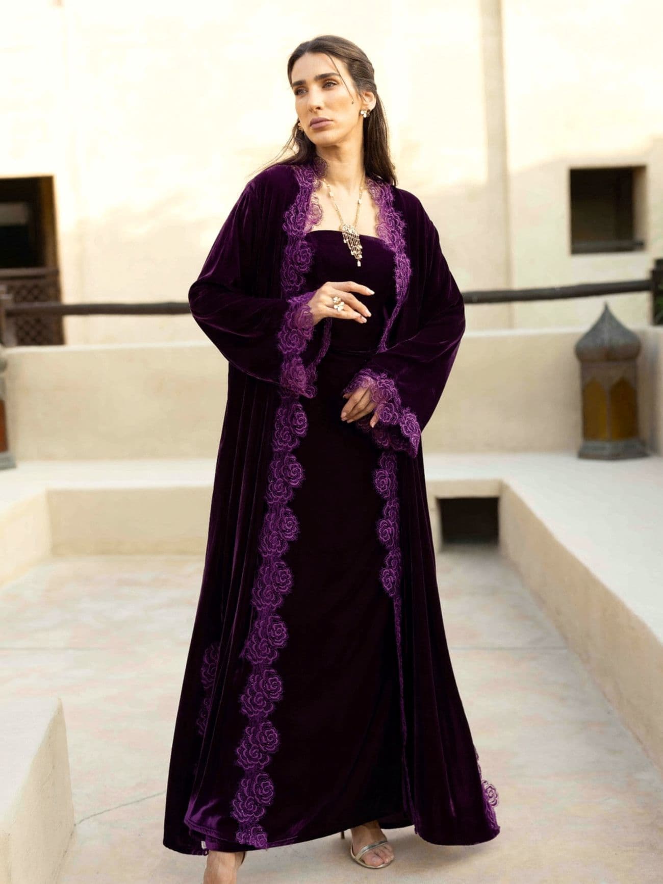 Camellia Purple Velvet Abaya