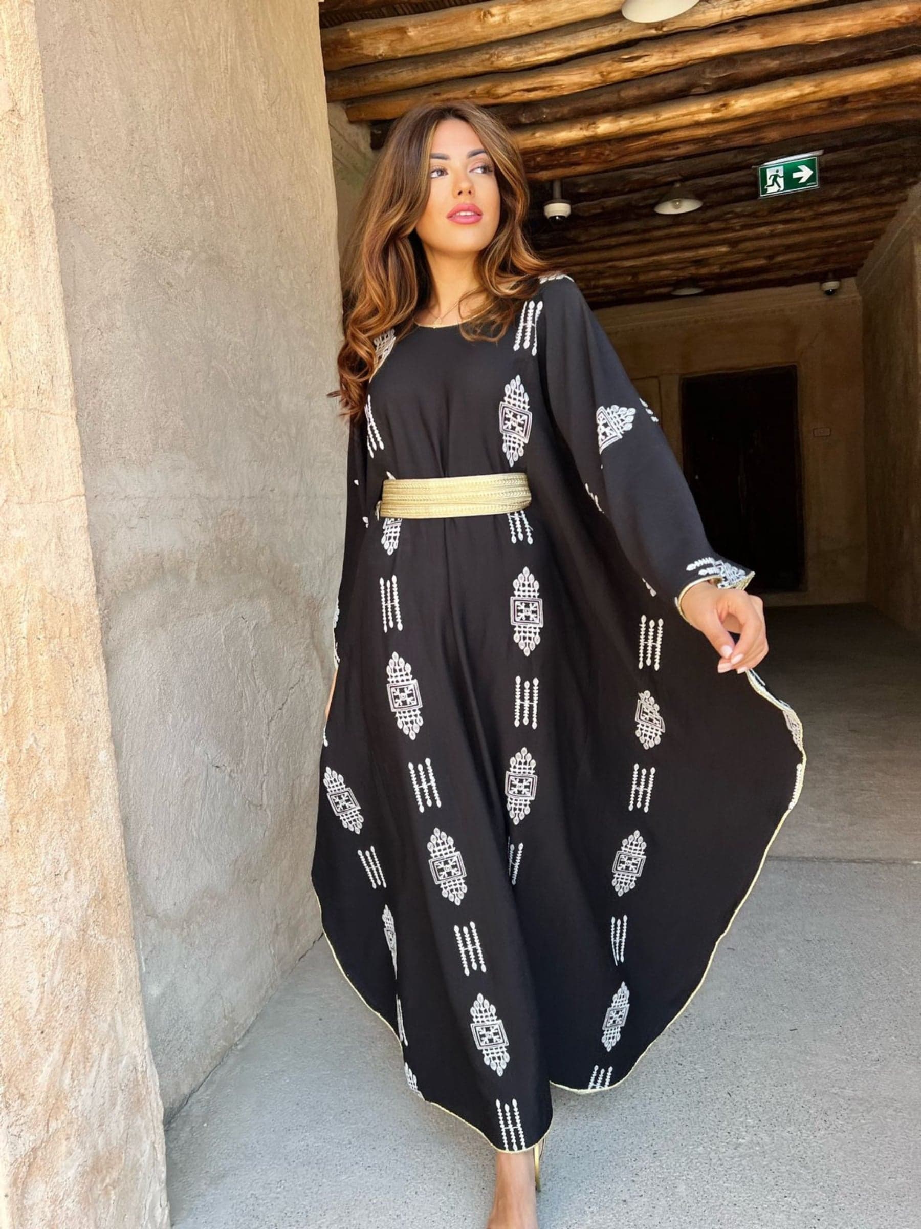 Nour Linen Black Kaftan