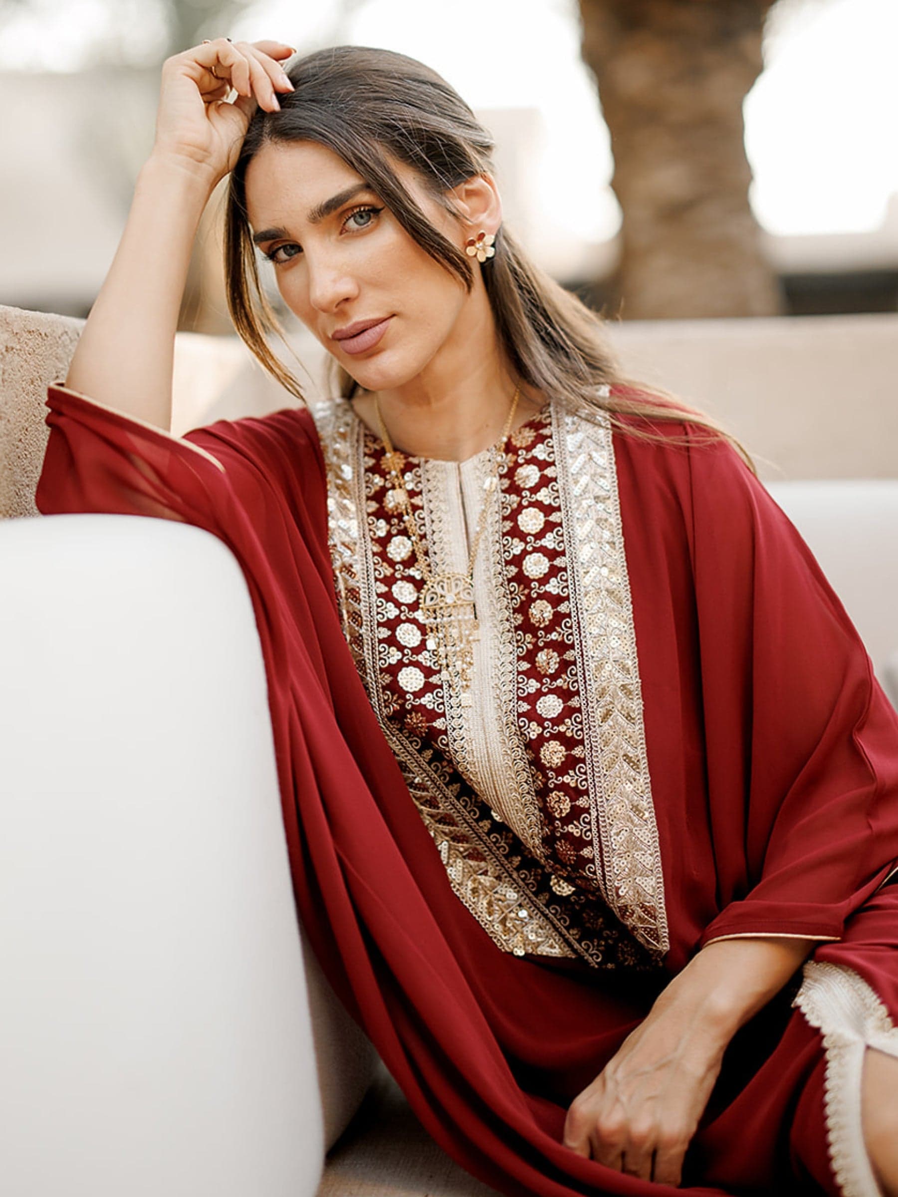 قفطان سميرة الأحمر