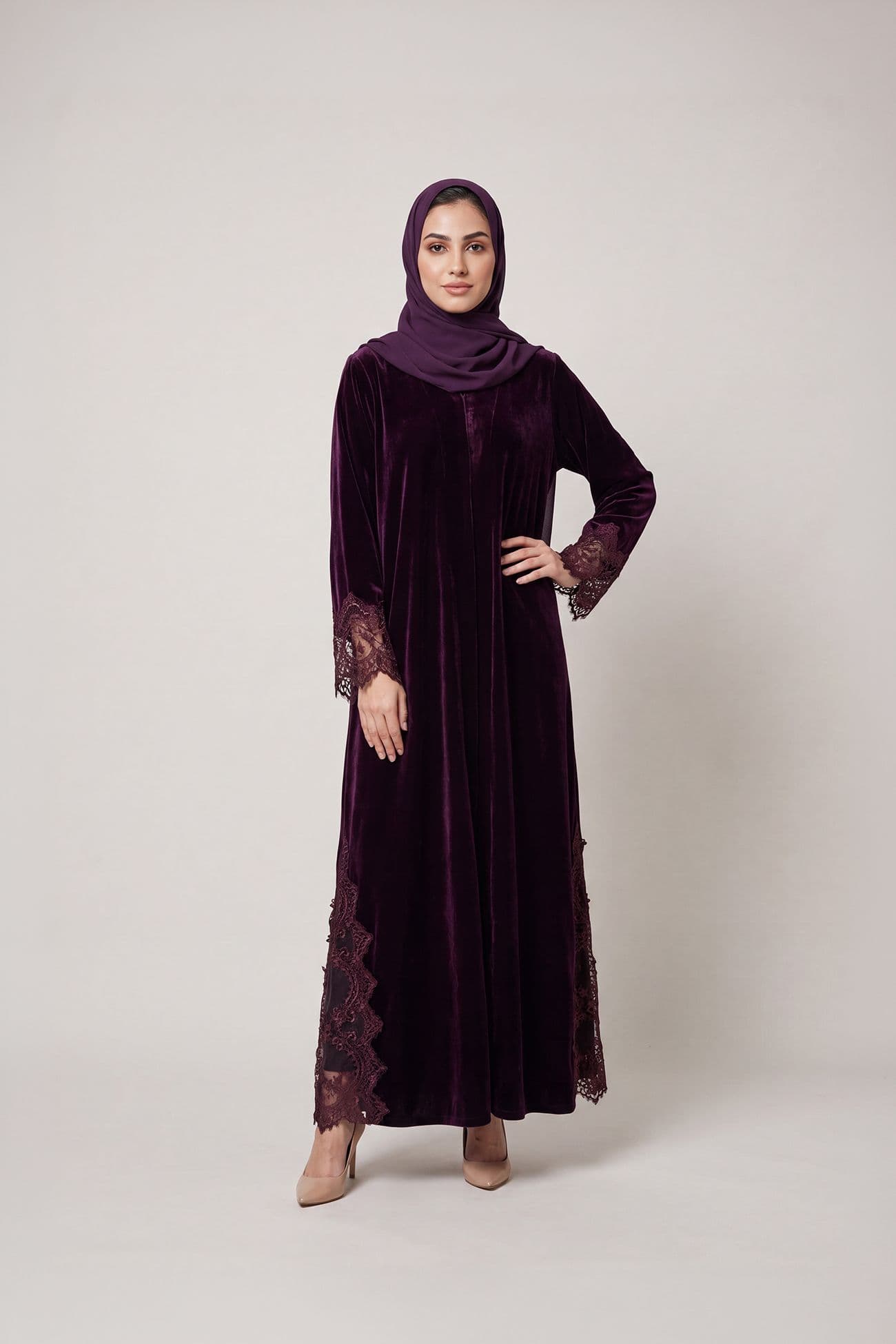 عباية شتوية — Velvet