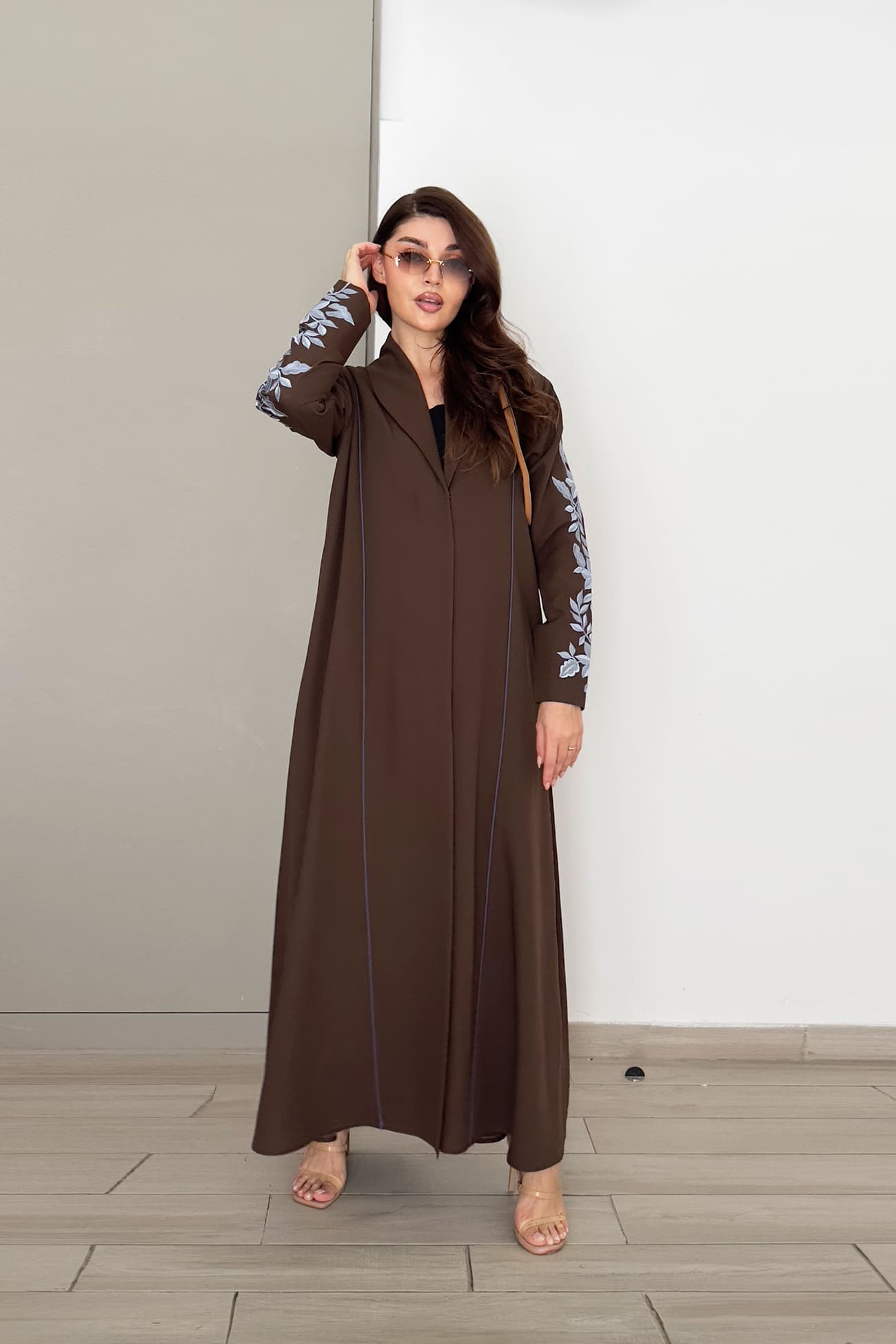 Brown-R-202578