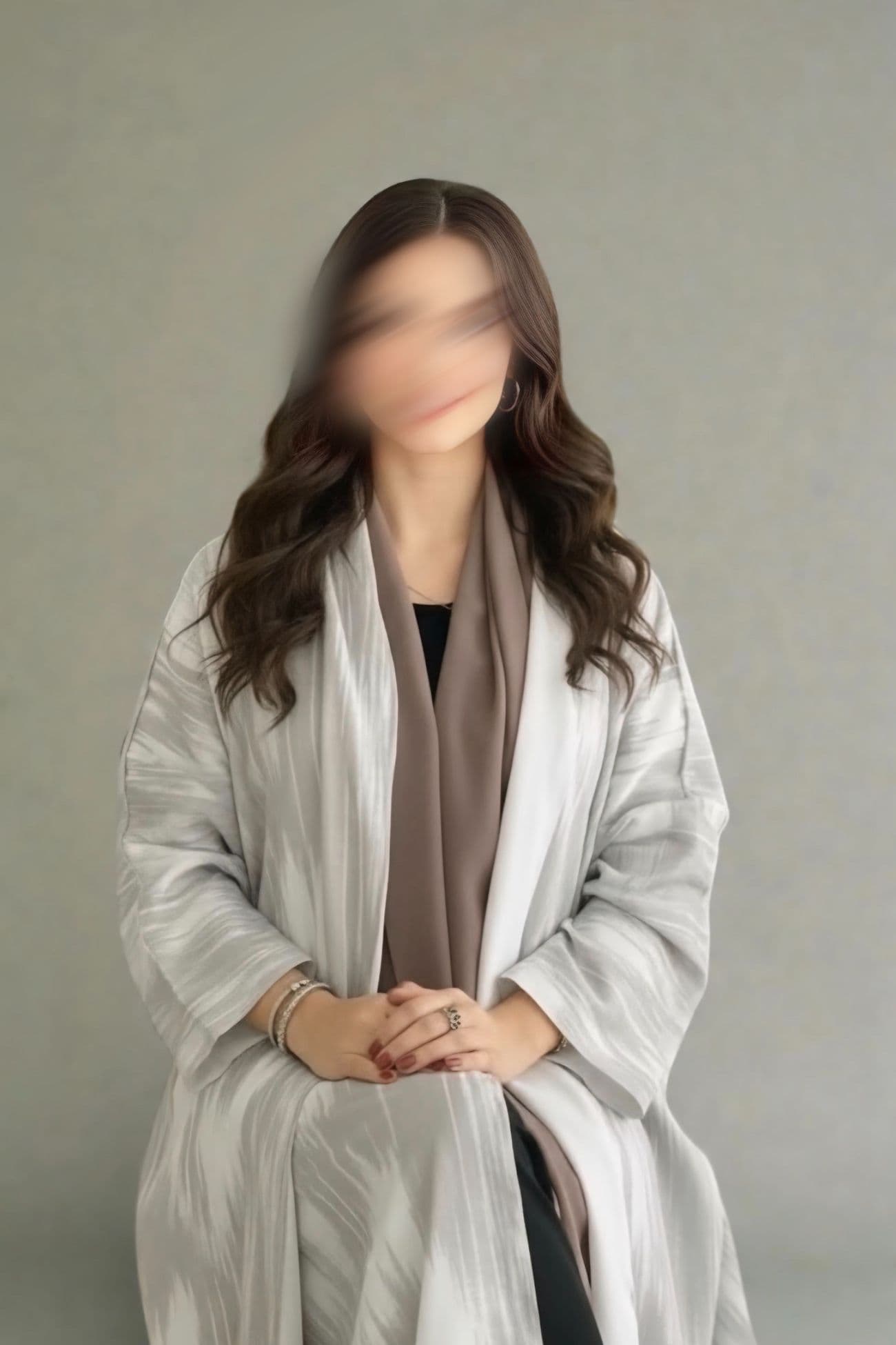 عبايه جاكار المستقبل