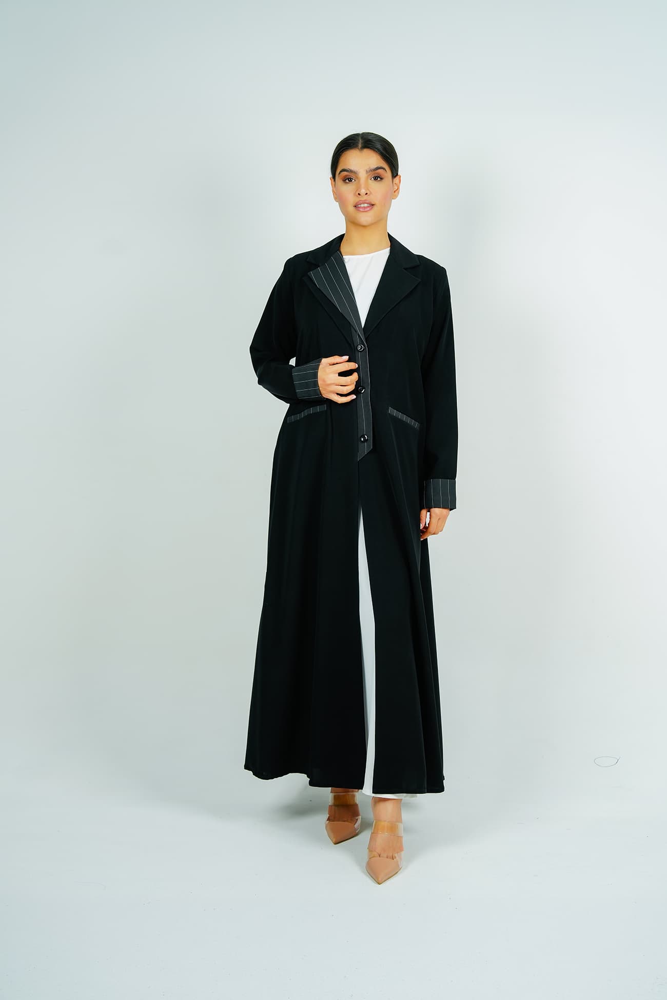 أسود - R - 202609