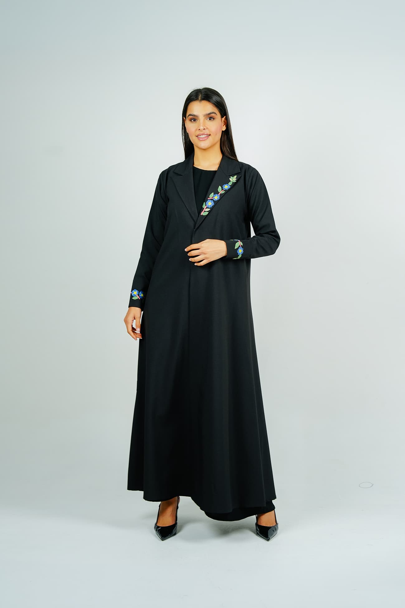 Black-R-202624