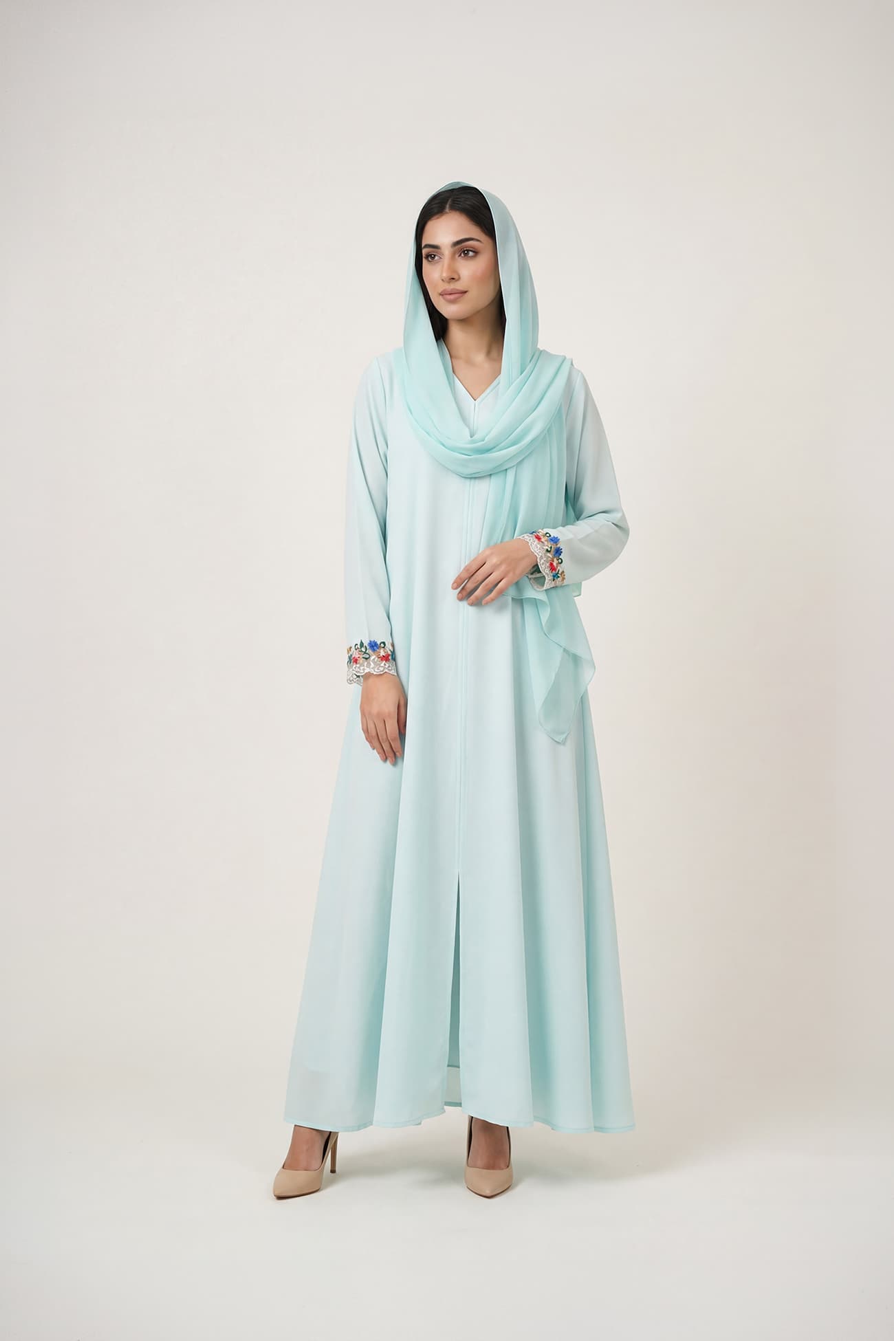 silk vase - light blue