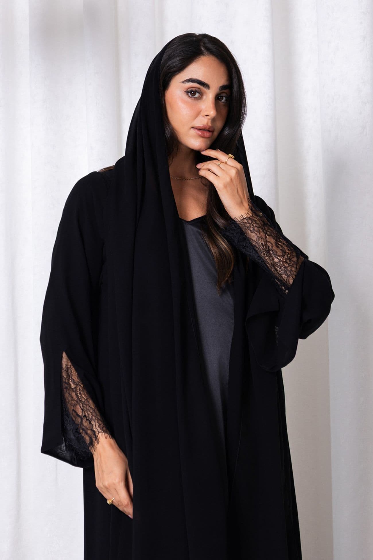 Noor — Black