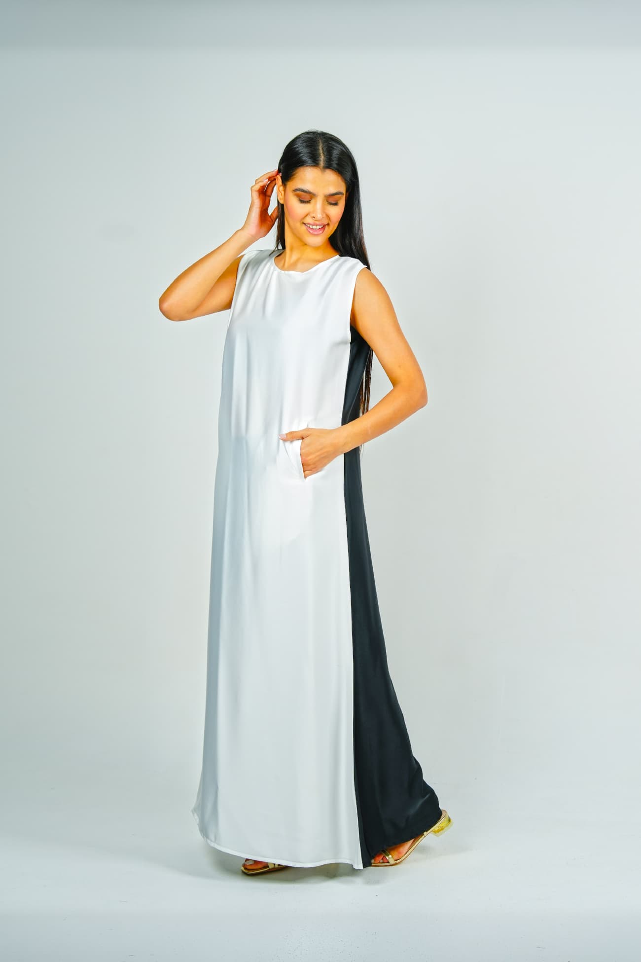 Black-R-202618