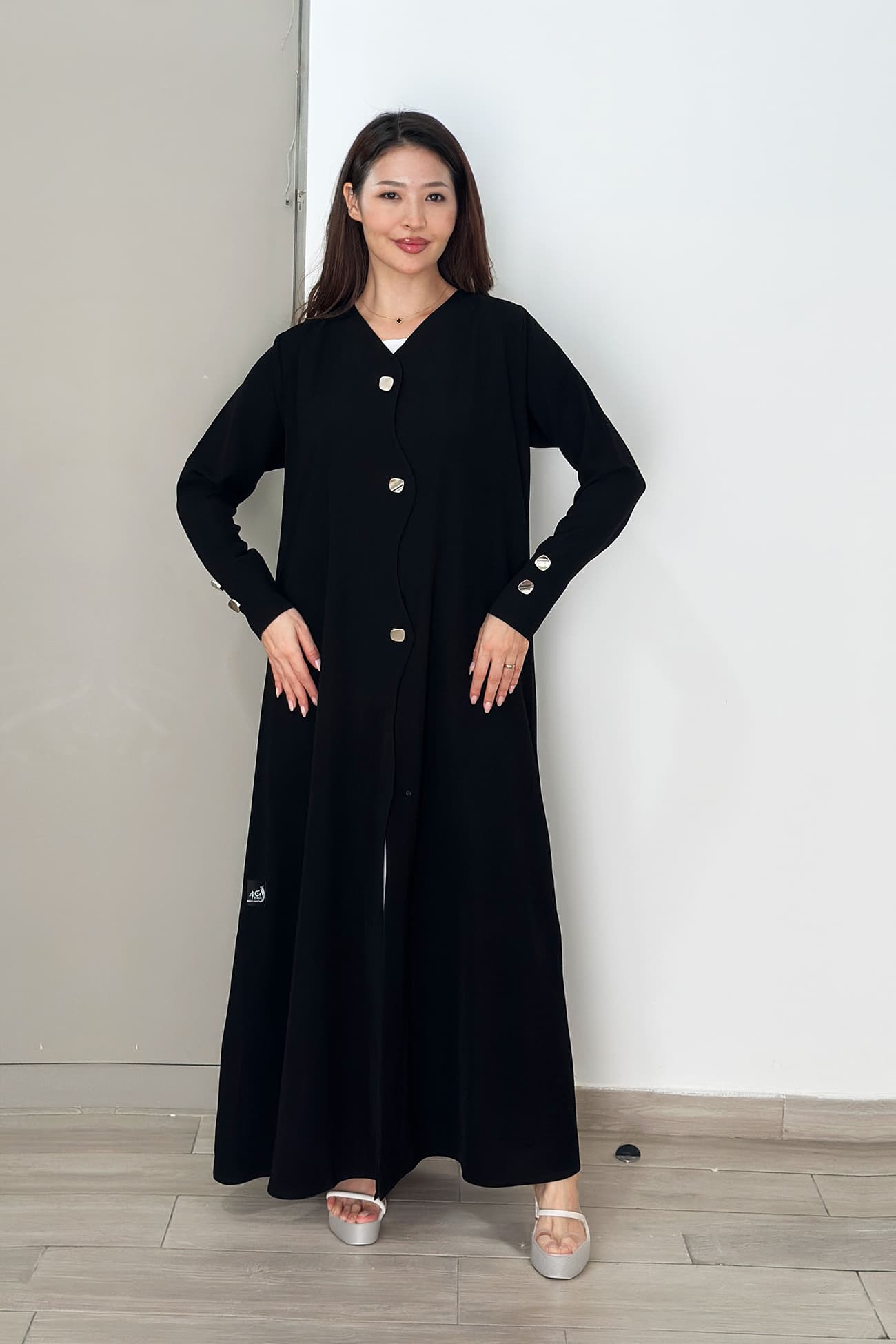 Black-R-202586